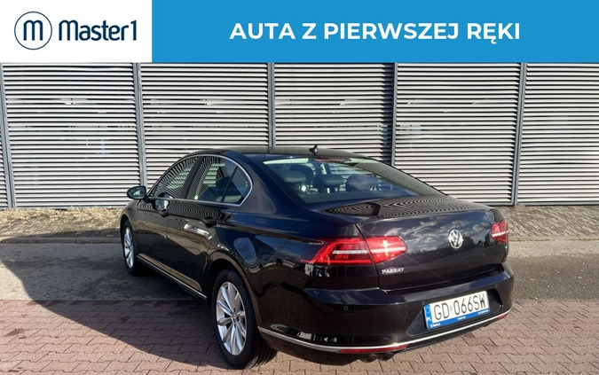 Volkswagen Passat cena 79850 przebieg: 126167, rok produkcji 2018 z Szamocin małe 191